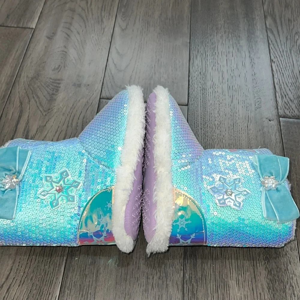 Frozen 2 sequenced slipper booties
